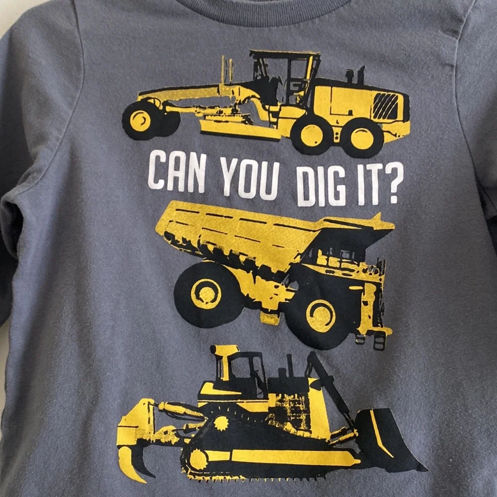 *EUC* The Children’s Place Construction Truck Long Sleeve Graphic Tee